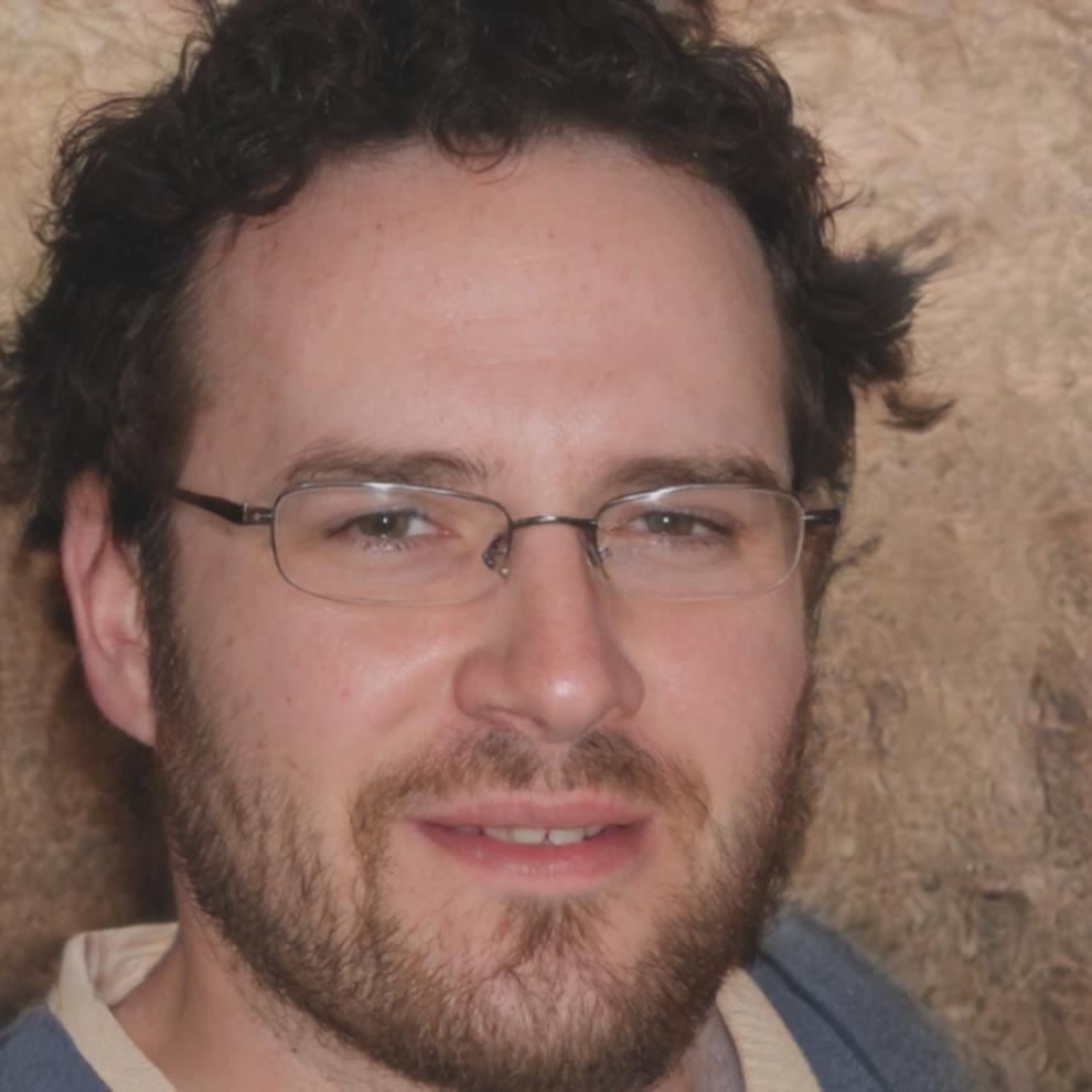 Portrait de Thomas Martin, expert en planification financière
